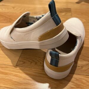 Toms Canvas Slip On Sneaker